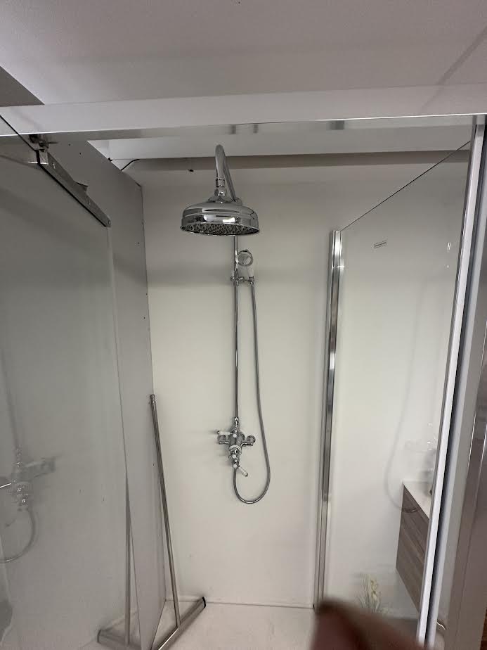 Eastbrook Traditionele Opbouw Doucheset Wit/Chroom 93.0071