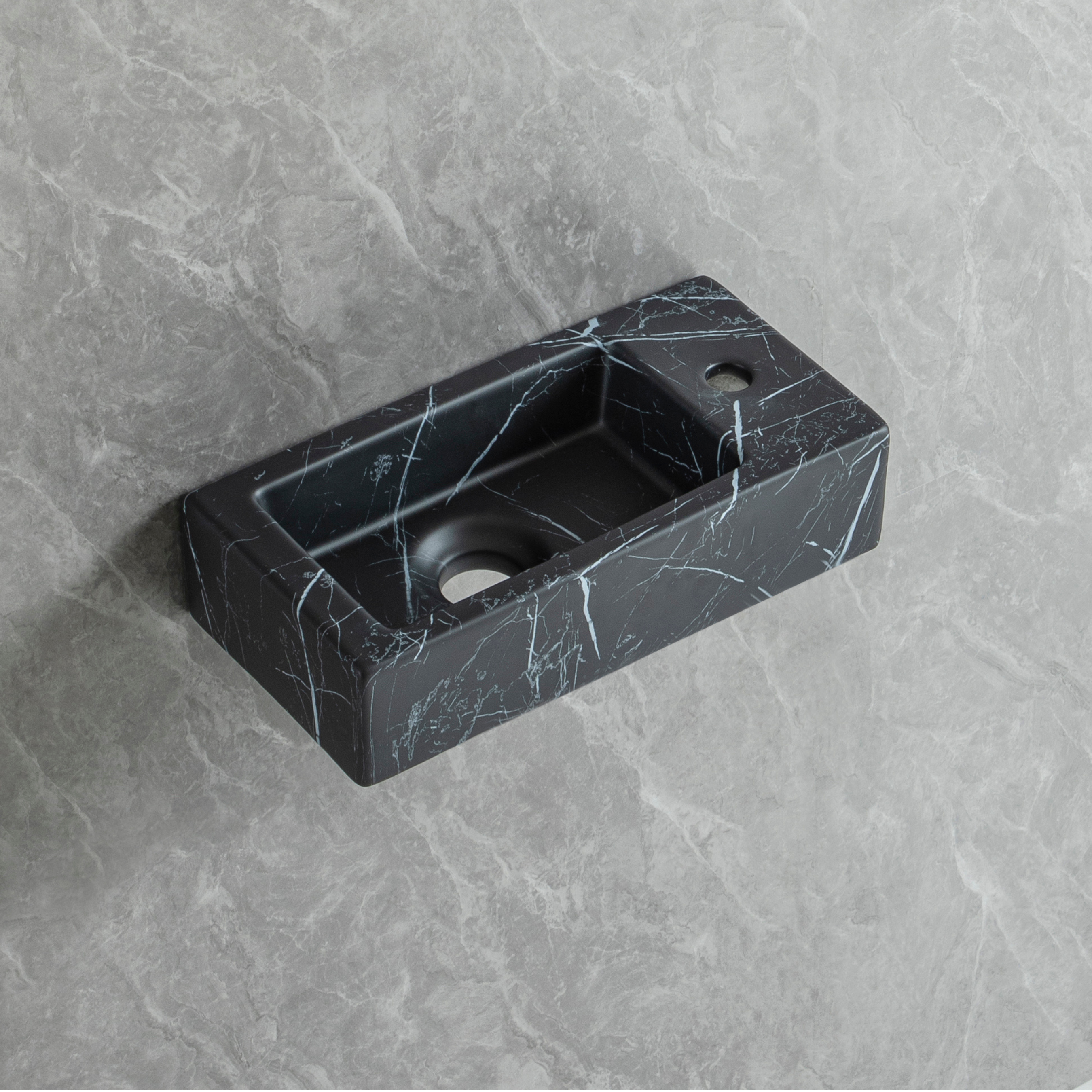 Allure-Black Fontein Rechts 36 x 18 x 9 cm