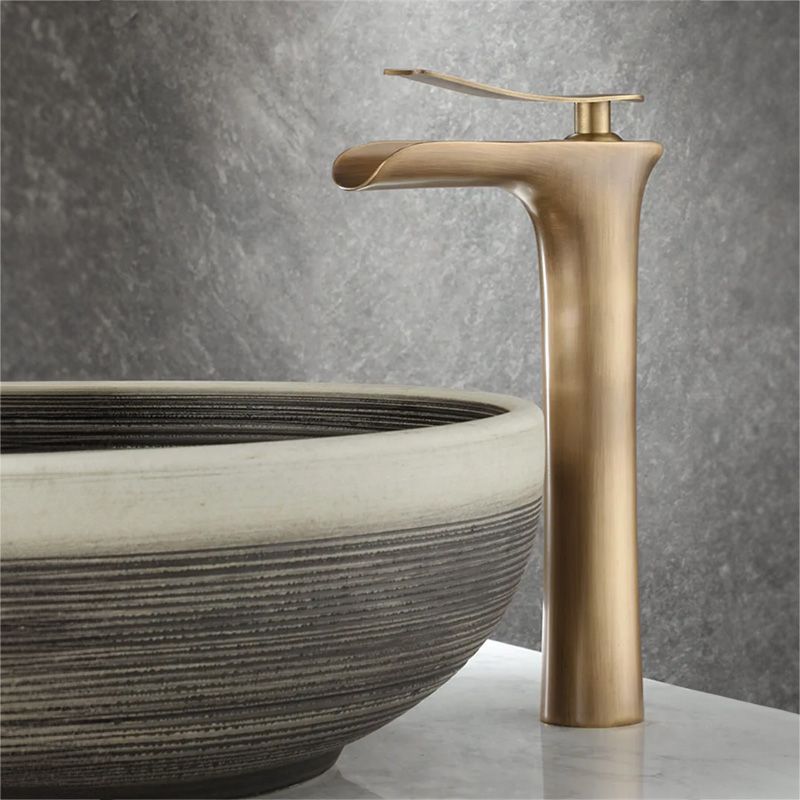 Wastafelkraan Rea Laguna Antique Gold Brush High