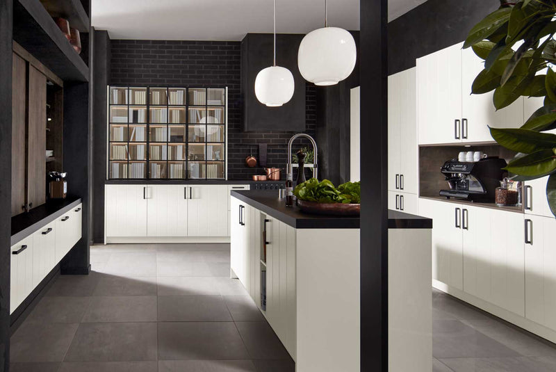 voorbeeld  Keuken wit/zwart