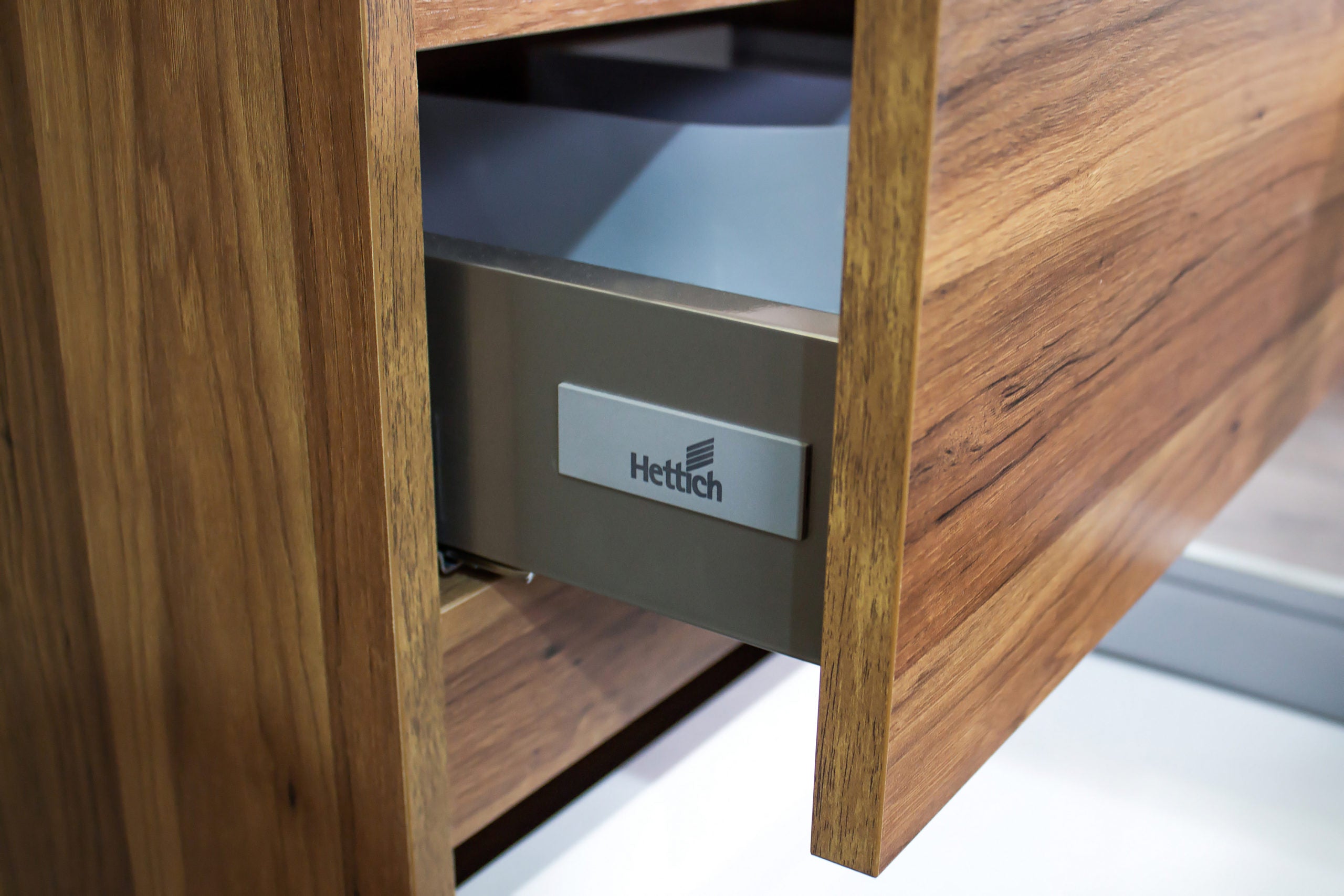 Wastafelkast Sally 120x45 2 softclose laden zonder greep