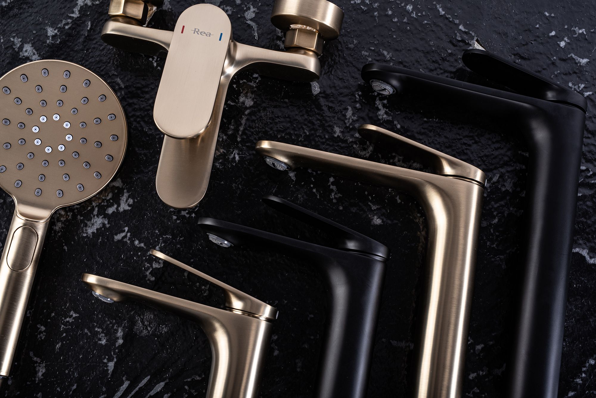 Wastafelkraan Rea Marco Gold Brush High