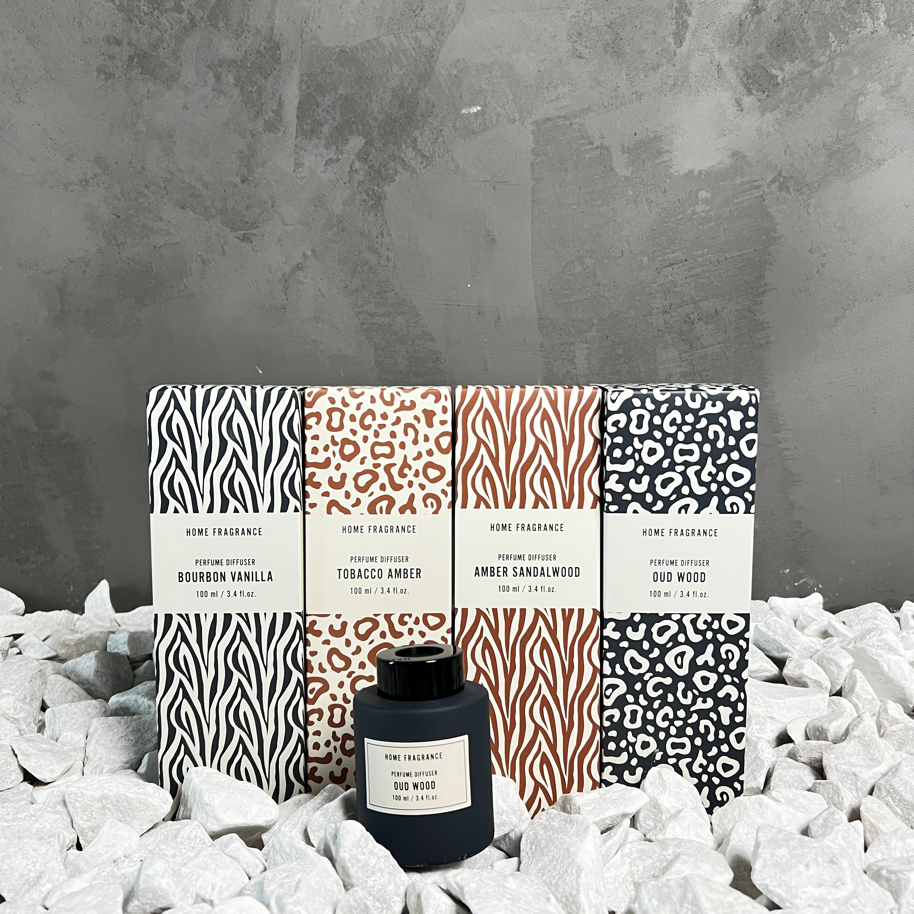 Doos Ã  12 stuks geurstokjes 100ml (4 assorti)