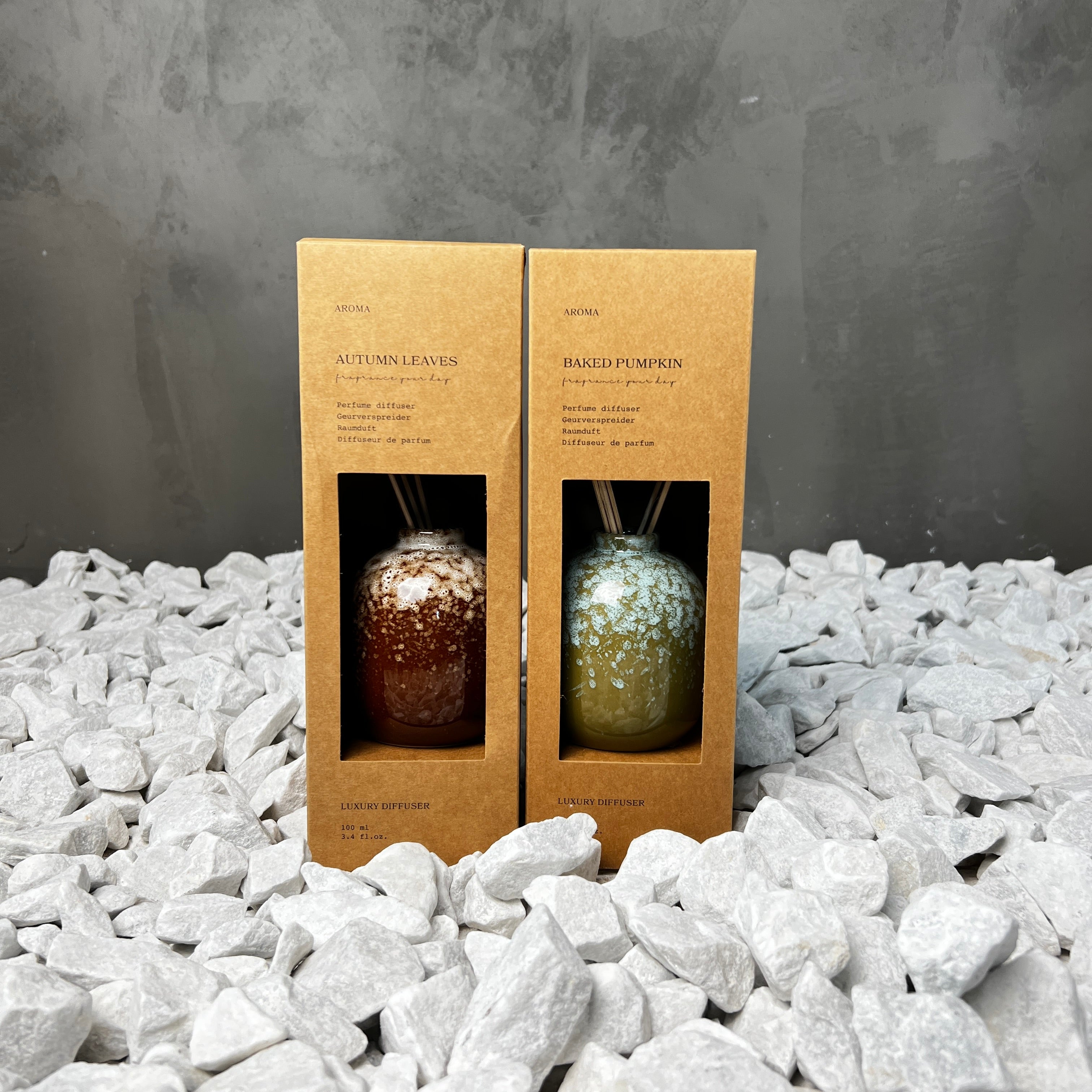 Doos Ã  12 stuks geurstokjes 100ml (2 assorti)