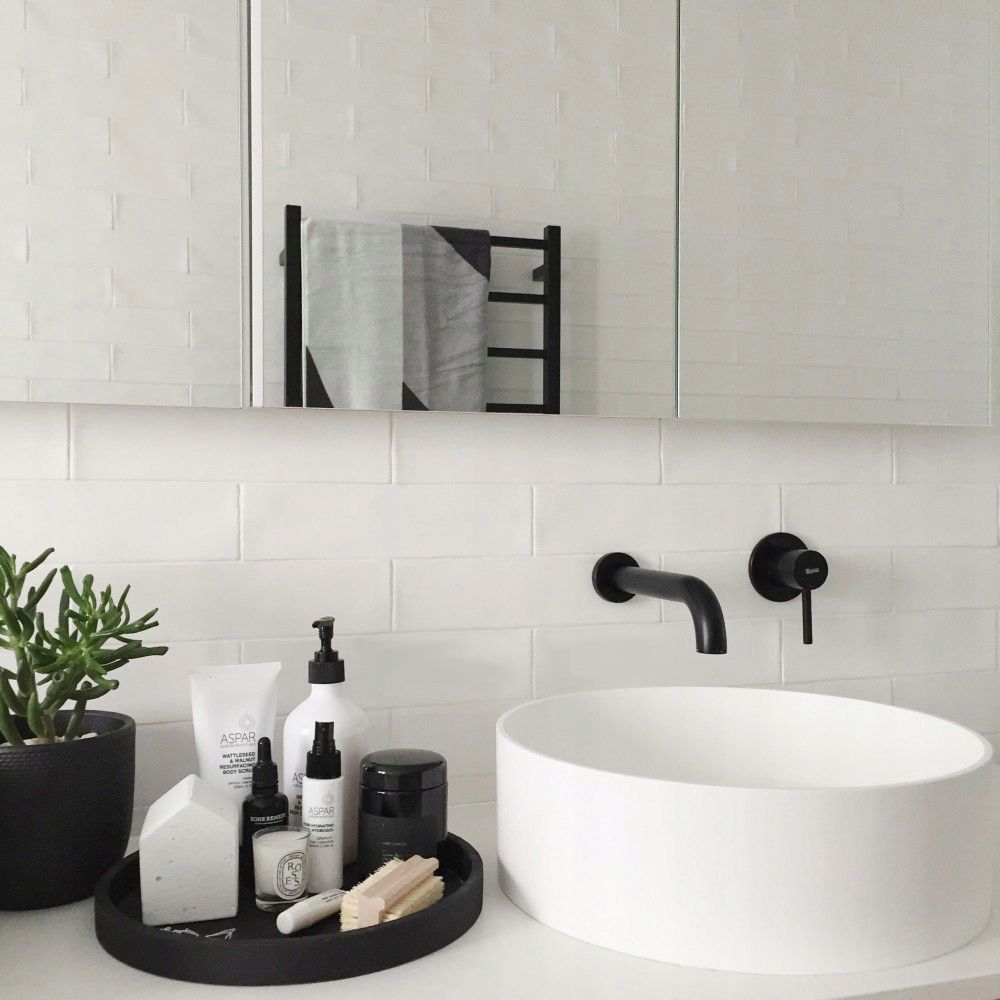 Inbouw wastafelkraan Rea Lungo Black + BOX