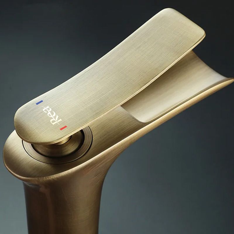 Wastafelkraan Rea Laguna Antique Gold Brush High
