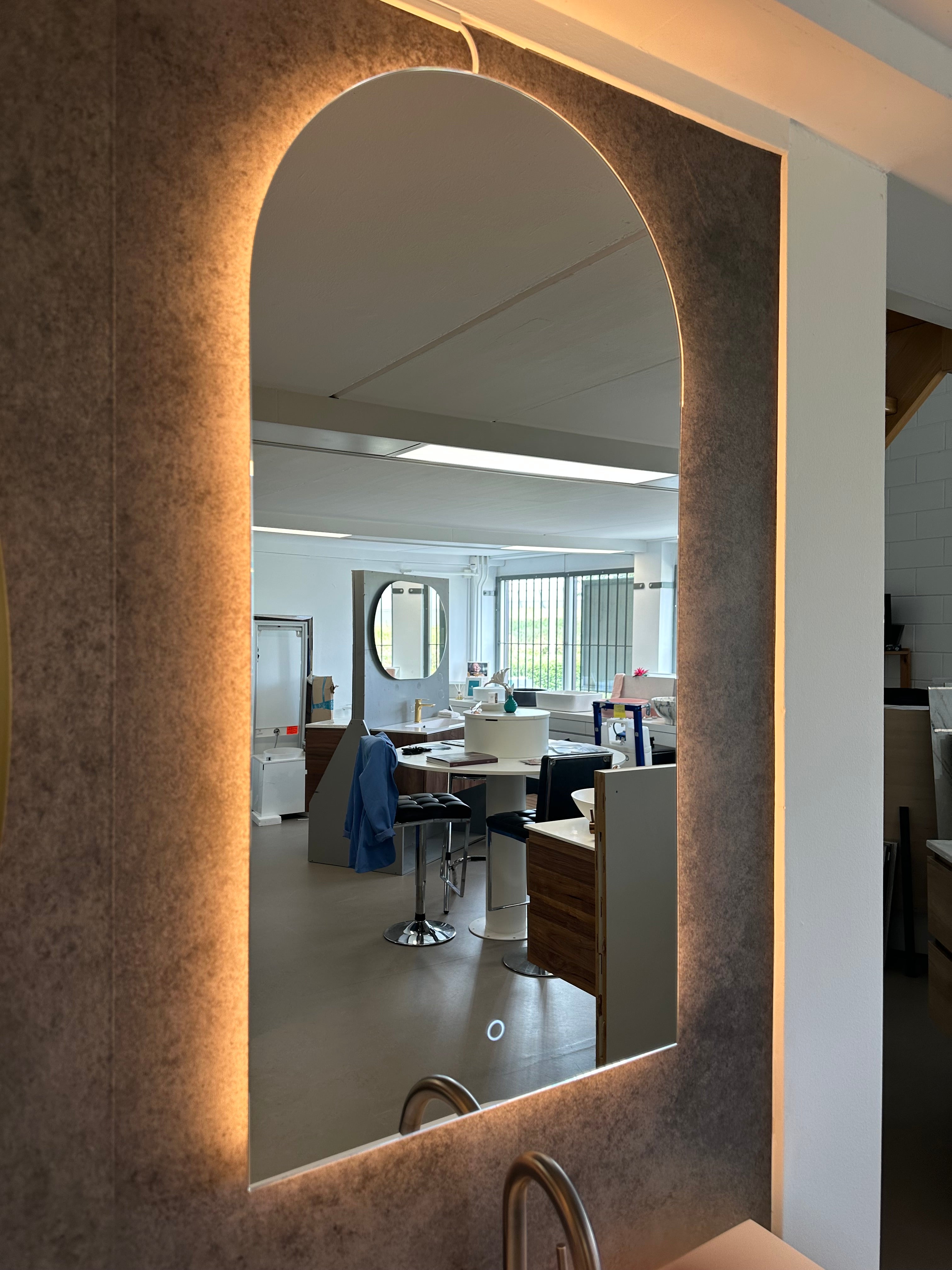 Spiegel Gate Indirecte LED Verlichting, 3 Kleuren & Dimbaar