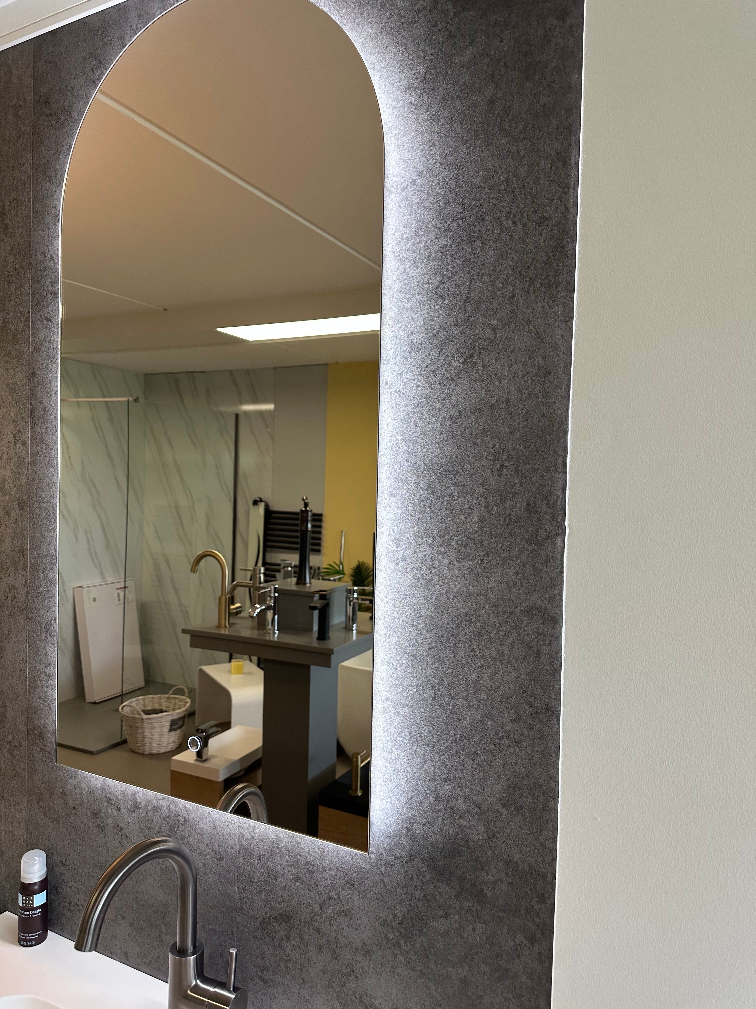 Detailweergave Gate Kleuren badkamerspiegel Neutraal